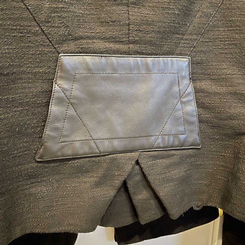 J Lindeberg Suit Jacket. - Picture 9 of 12